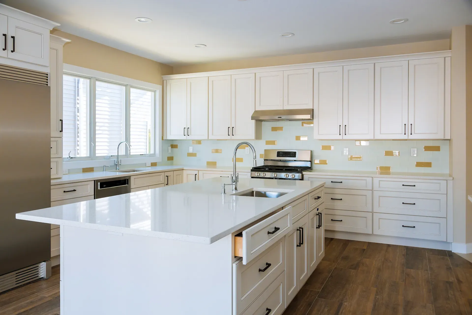 Prevent Your Solid Surface Countertops From Damage :