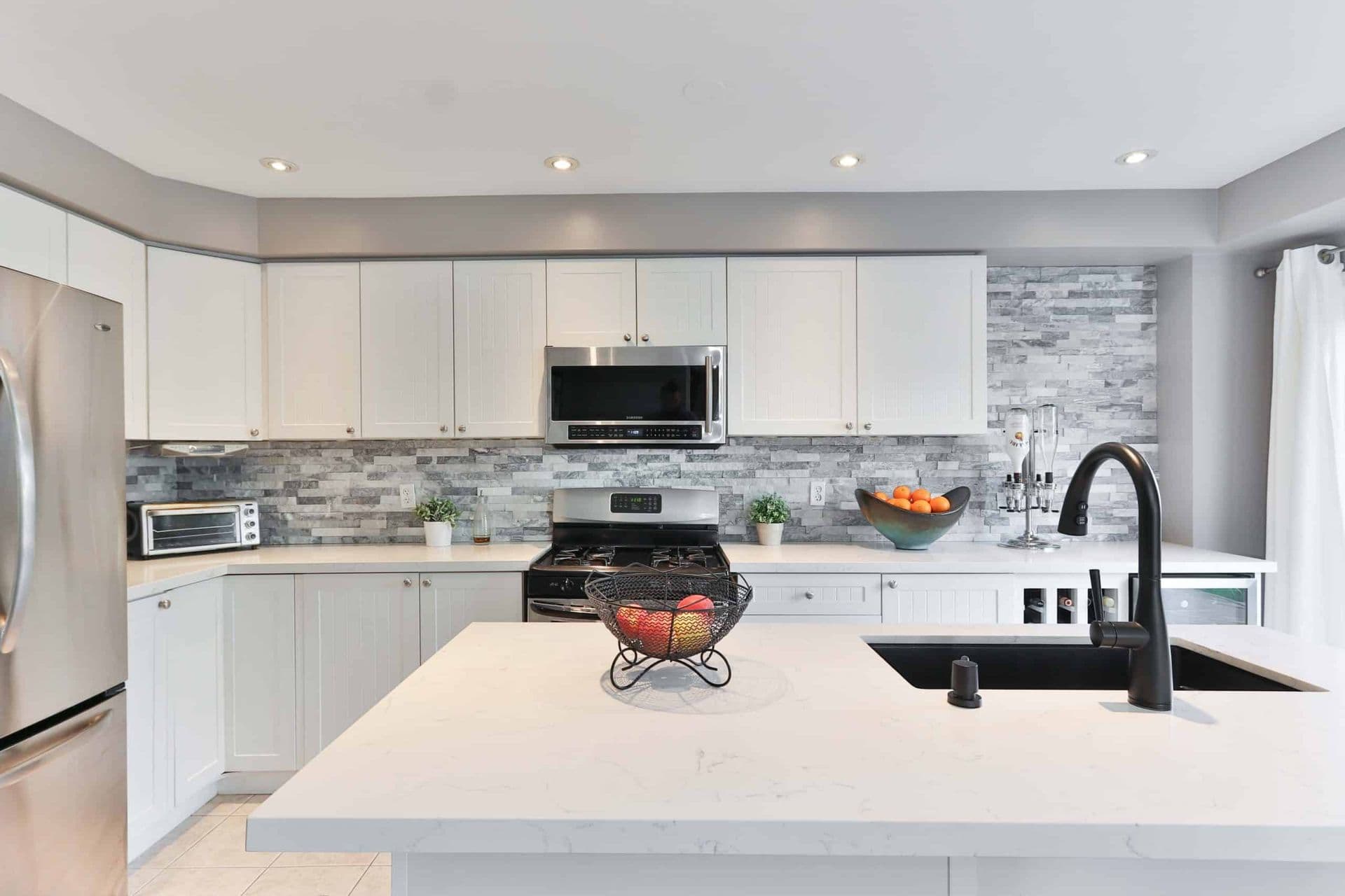 farmington-michigan-home-remodeling-scaled